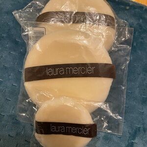 laura mercier Velvet Powder Puffs Set 3  NIP.
